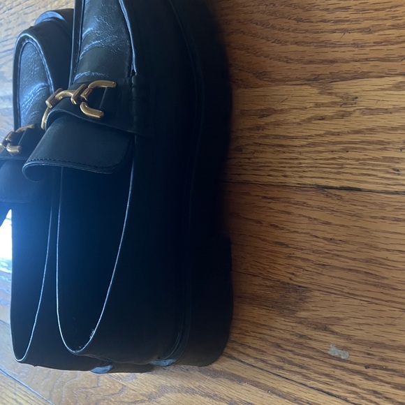 Zara Black heeled Loafers with Gold Detail - Picture 3 of 6